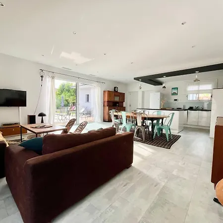 Proche Holiday home