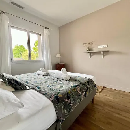 Holiday home Proche